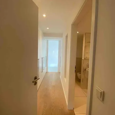 Apartment Sehr Schon Mobiliert *